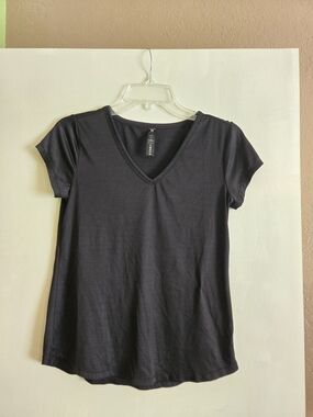 90 Degree By Reflex Women's V-Neck Short Sleeve Top - Black